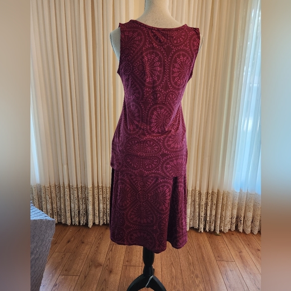 Patagonia Yoga style skirt and top set - Picture 2 of 5